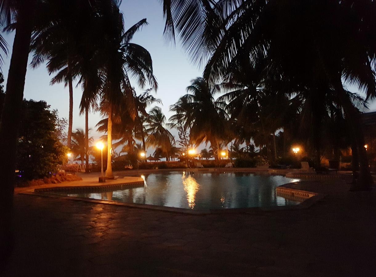 Safari Village Saly 外观 照片