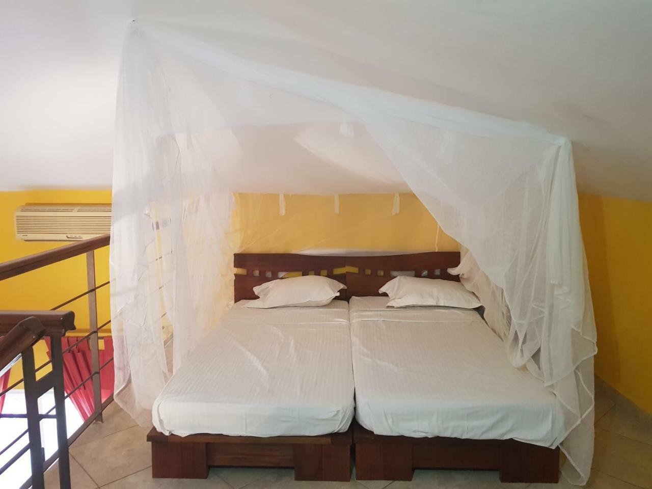 Safari Village Saly 外观 照片